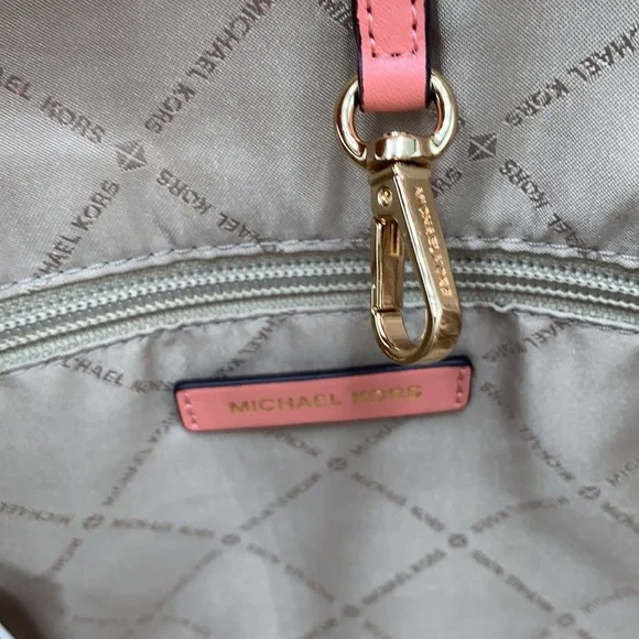 MICHAEL KORS JET SET TRAVEL MEDIUM CARRYALL TOTE SHERBERT MULTI COLOR - Picture 14 of 16